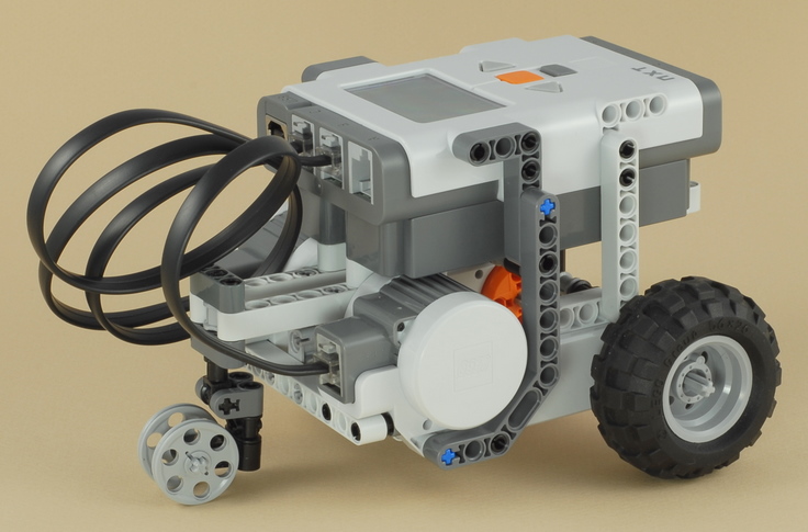 LEGO Mindstorms NXT Castor Bot